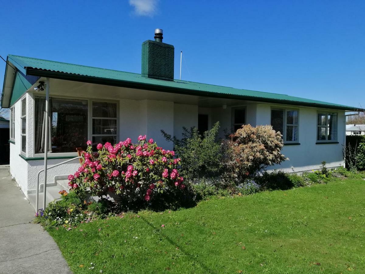 Super Central Cosy Greytown House With Garage Exterior foto